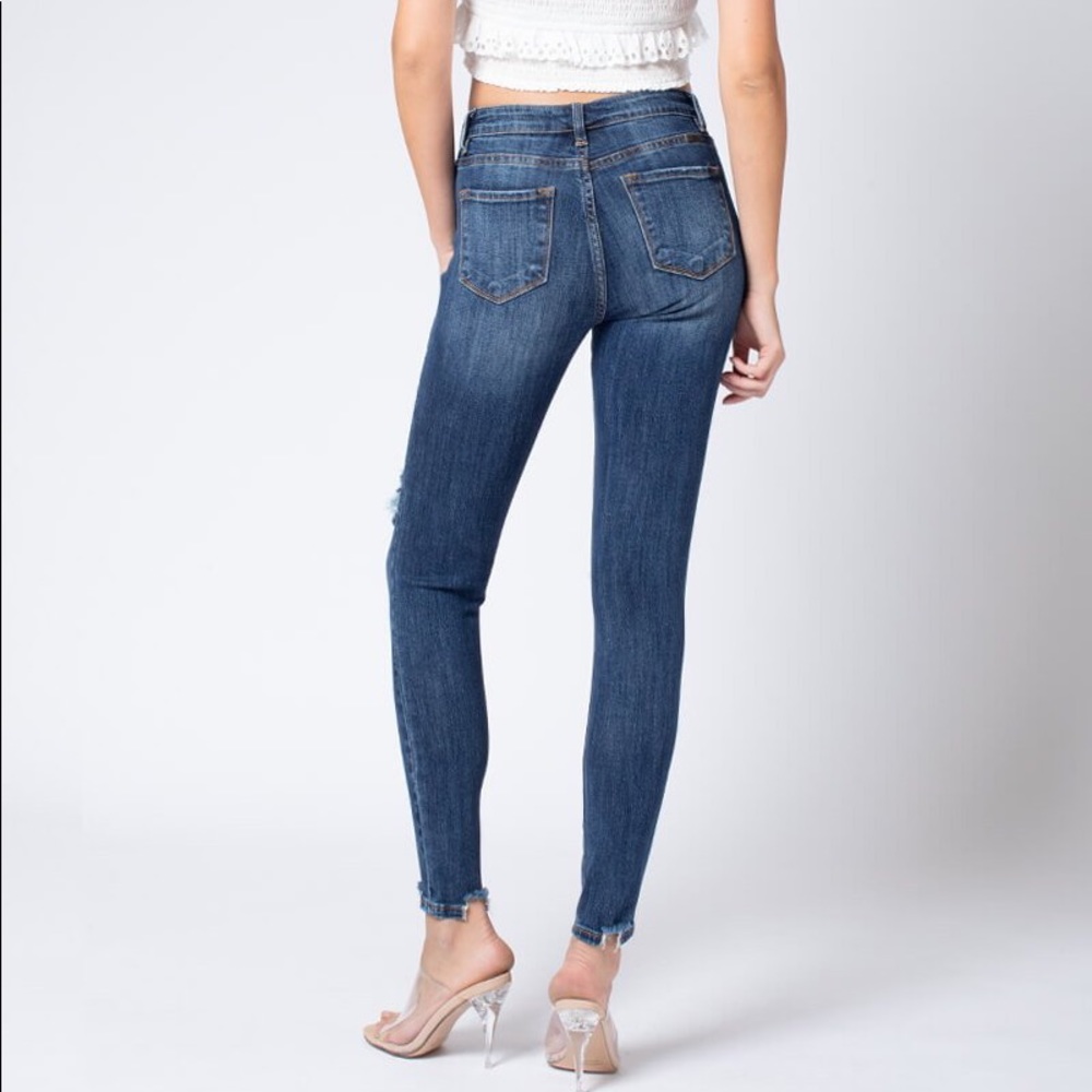 RESTOCK ✨DARK WAS DISTRESSED ANKLE SKINNY- JEANS - Picture 7 of 8